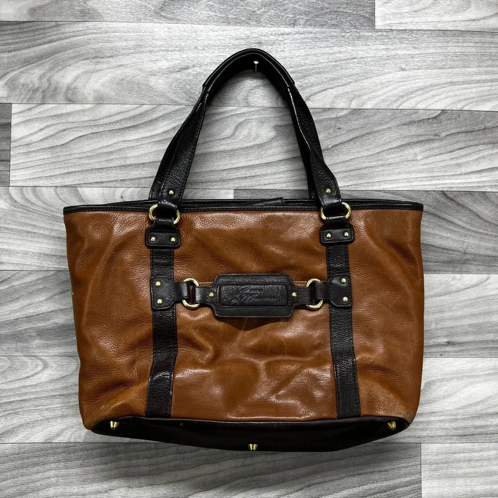Stone Mountain‎ Leather Tote Bag Women's Brown Black Studded Detail Zip Pockets